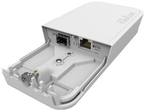 MikroTik RBFTC11 1xGbE LAN 1xSFP port kültéri média konverter