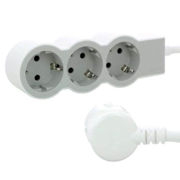 Legrand 694568 3x Schuko 2P+F aljzat 5m vezetékkel fekete elosztósor
